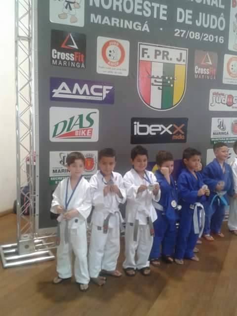 Alunos do Judô de Sarandi conquistam 71 medalhas 